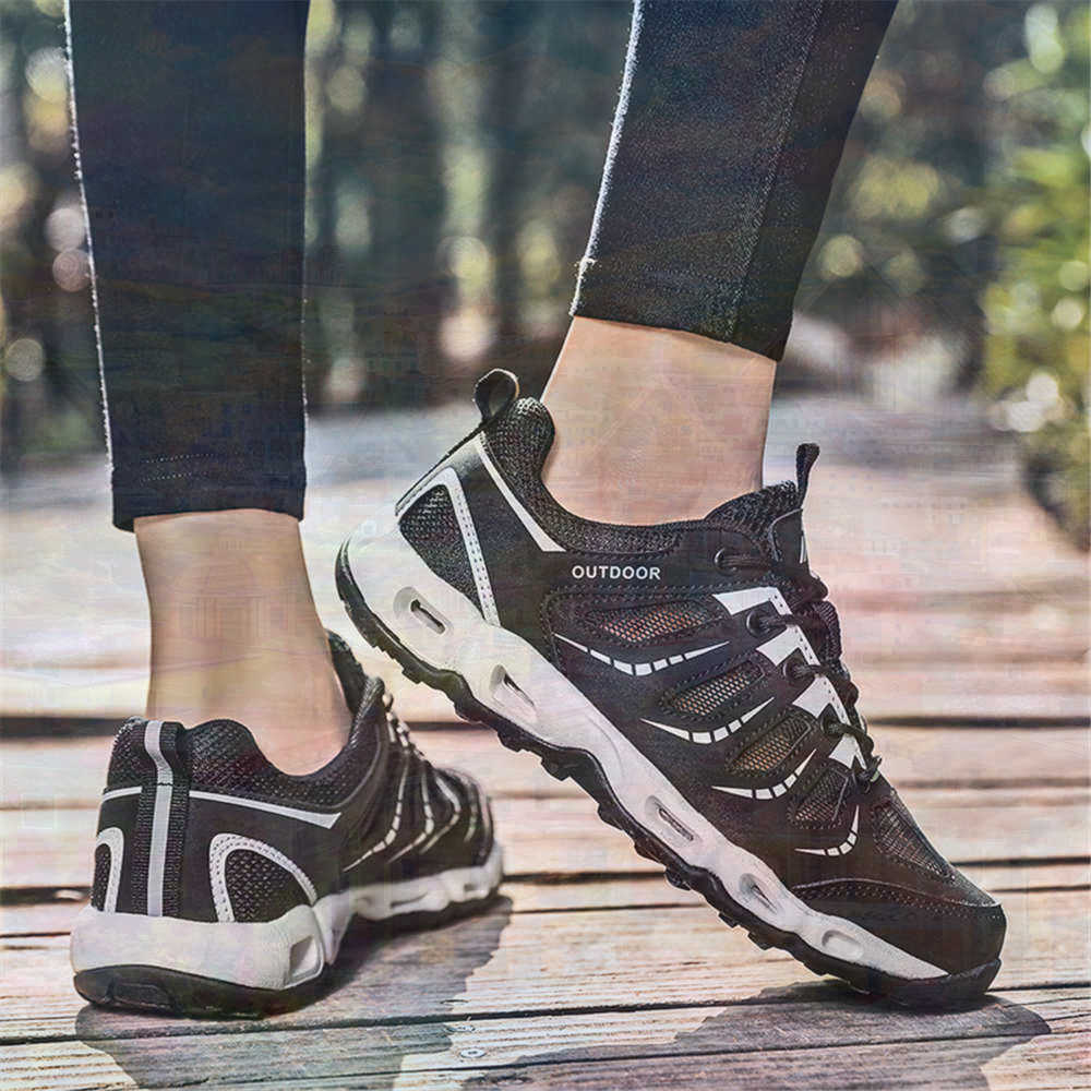 Sumer Round Tip Silver Sneaker - огляд і ціна Badminton China